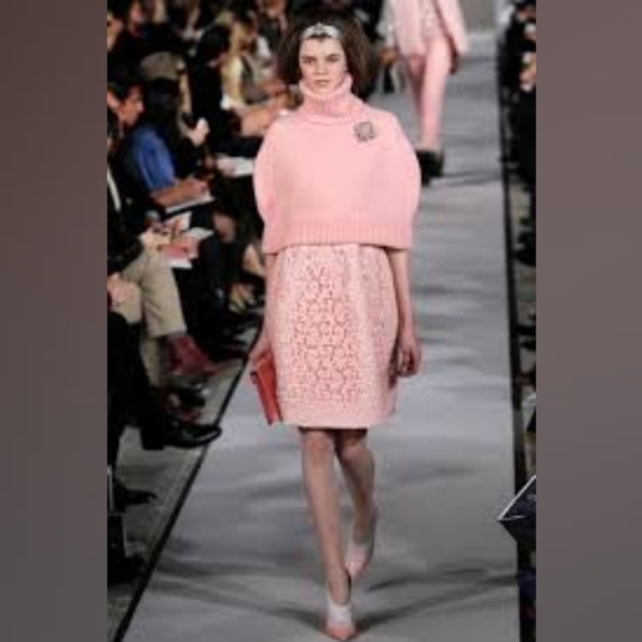 Oscar de la Renta Dresses & Skirts - *#$4,500 OSCAR DE LA RENTA LIGHT PINK SILK LACE RUNWAY DRESS US 0, S, 6, 8 M